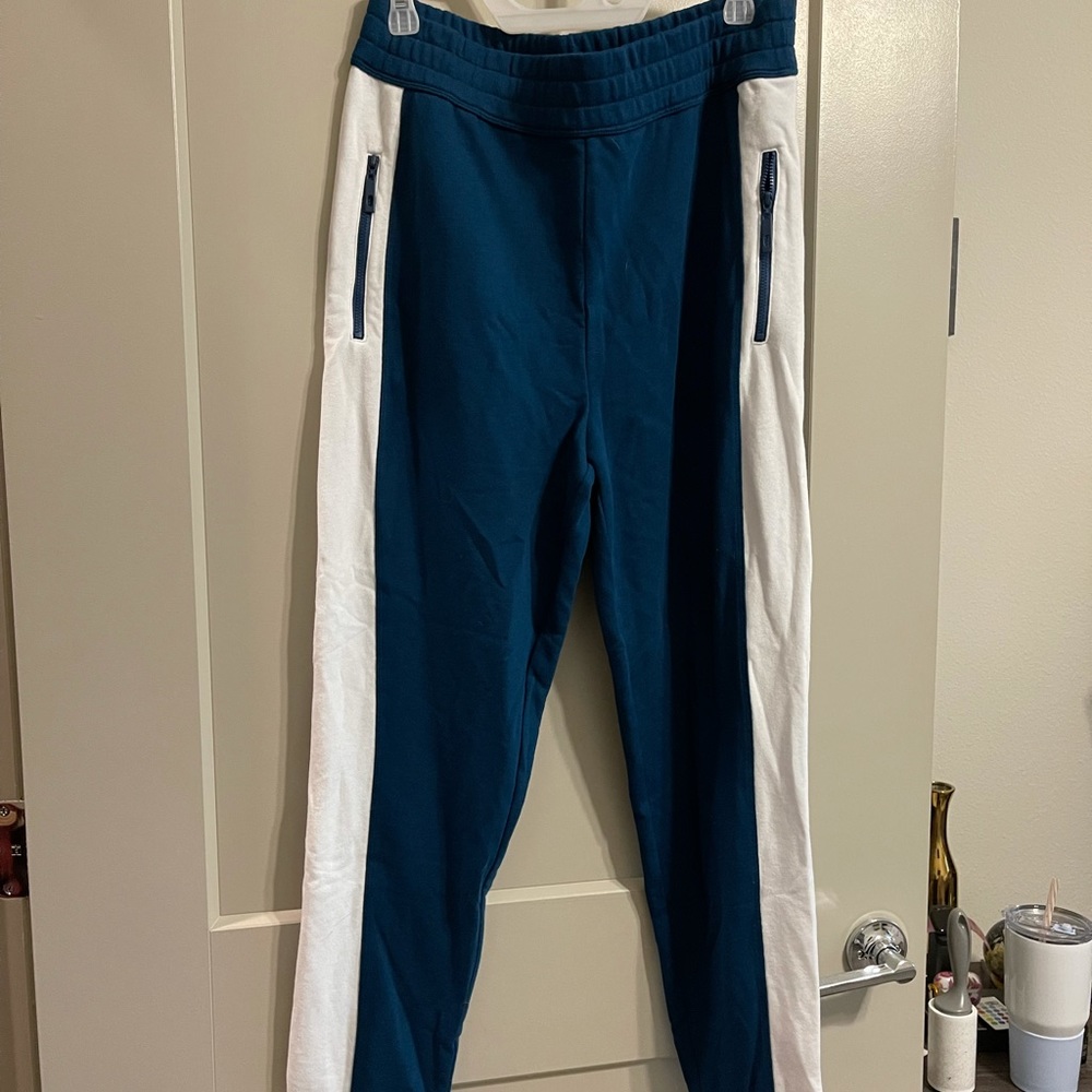 WOMEN’S Fabletics Eco-Conscious Slim Sweatpant